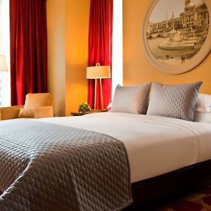 Deluxe  Room Mobility or hearing accessible